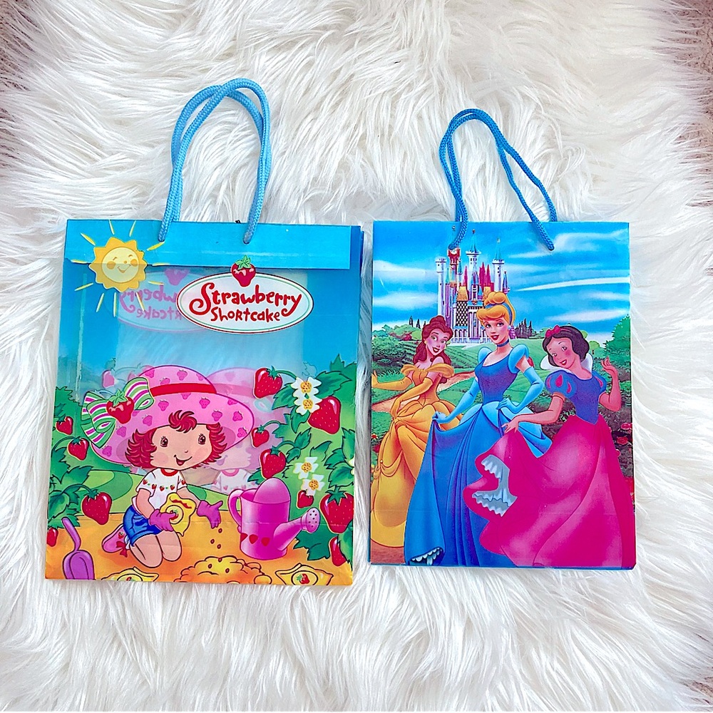 Disney’s Set of 2 Reusable Plastic Gift Bag Party Tote 10”x8”x3”